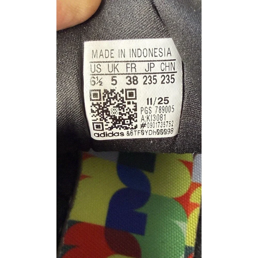Adidas Astrastar World Cup 2026 Size Men 6.5 / Women 8 Unisex KI3081